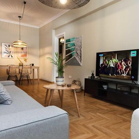 Pagrati Urban Oasis Getaway 2Bd Apt With Balcony Athen Eksteriør bilde