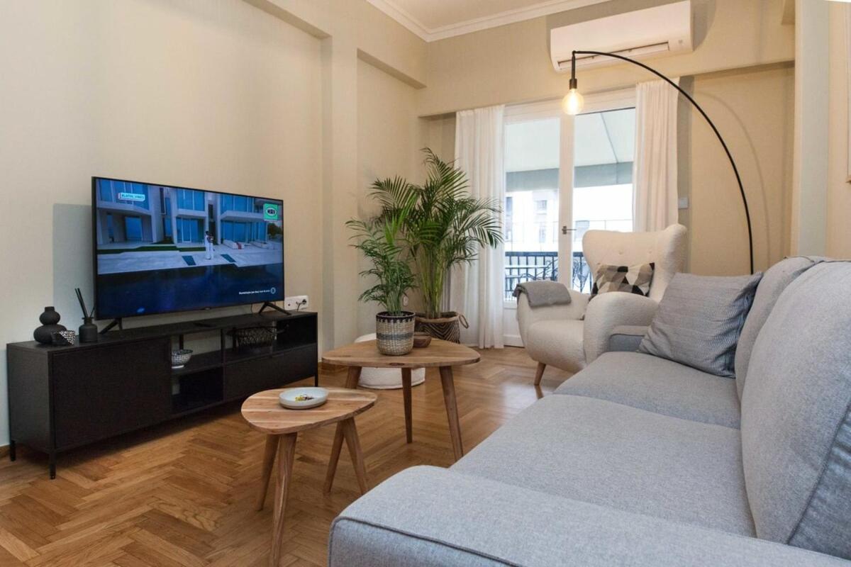 Pagrati Urban Oasis Getaway 2Bd Apt With Balcony Athen Eksteriør bilde